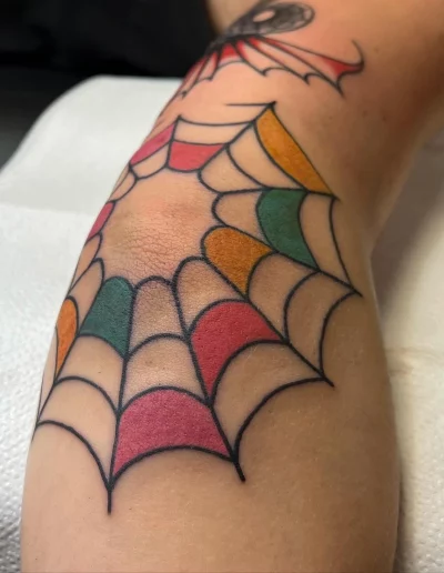 telaraña en el codo