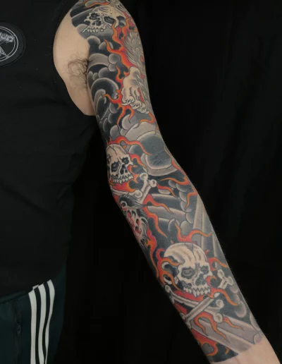 Full Japanese sleeve skulls wolf Tattoo Castellón Valencia